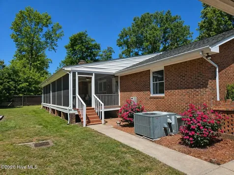 184 Timber Cove Drive Whiteville NC 28472