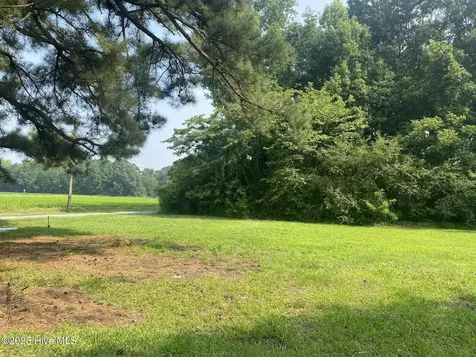 413 Pecan Street Robersonville NC 27871