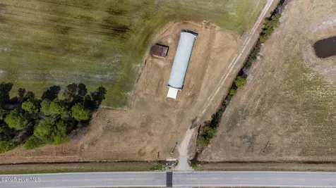 11394 Nc-41 Bladenboro NC 28320