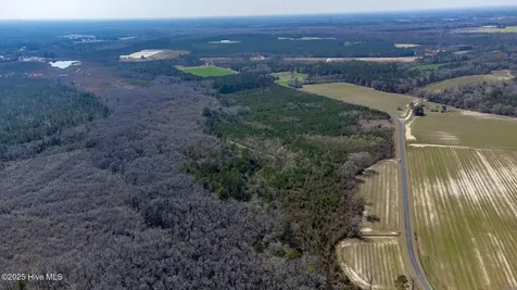 11394 Nc-41 Bladenboro NC 28320