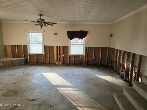 115 S Franklin Street Whiteville NC 28472