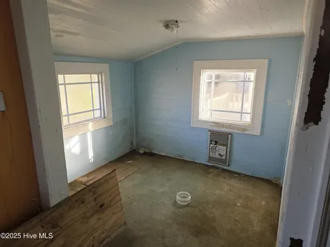 115 S Franklin Street Whiteville NC 28472