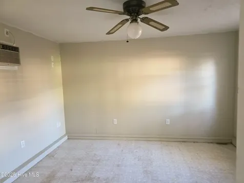 115 S Franklin Street Whiteville NC 28472