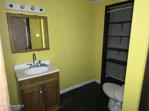 115 S Franklin Street Whiteville NC 28472