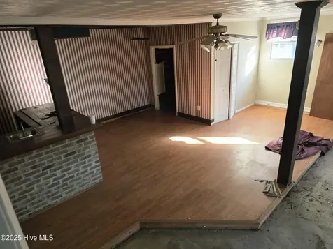 115 S Franklin Street Whiteville NC 28472