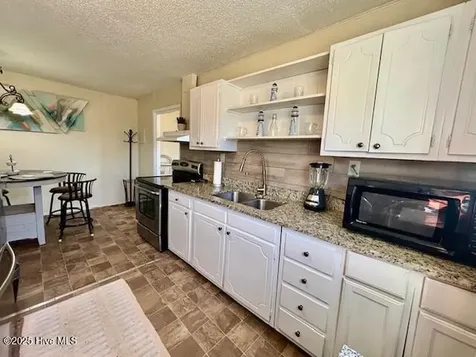 145 Riggs Street Jacksonville NC 28540