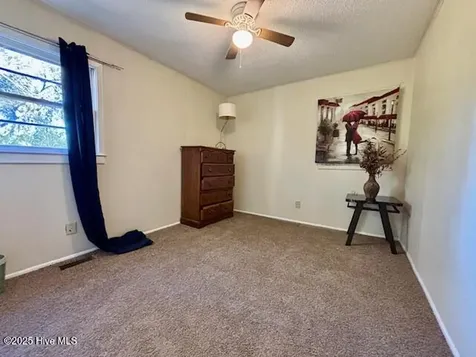 145 Riggs Street Jacksonville NC 28540