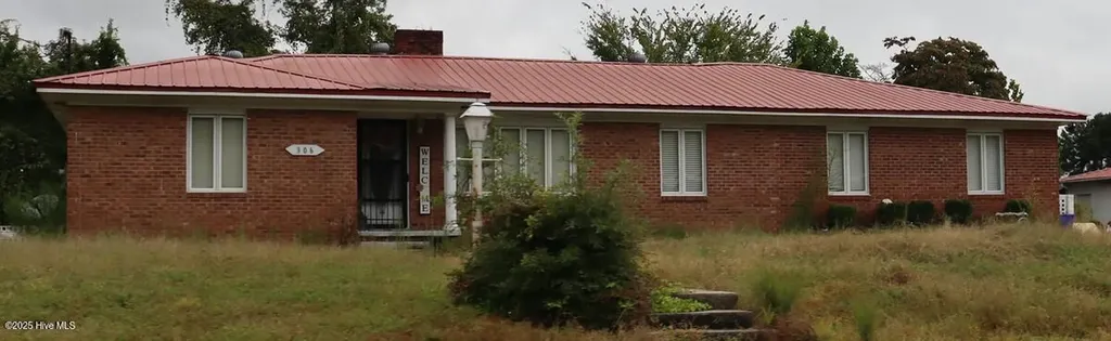 306 Greenfield Boulevard Greenville NC 27834