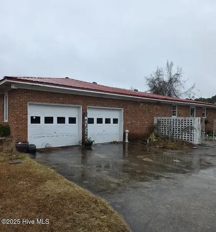 306 Greenfield Boulevard Greenville NC 27834