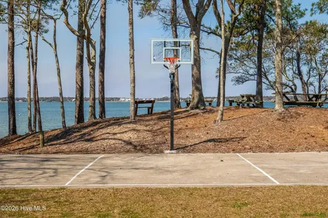 131 Oakleaf Drive Pine Knoll Shores NC 28512