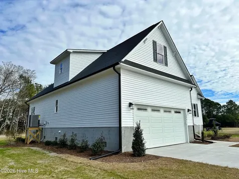 204 N Tamassee Lane Beaufort NC 28516