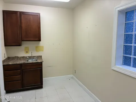 1177 N Road Street Elizabeth City NC 27909