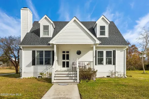 289 Croaker Street Davis NC 28524