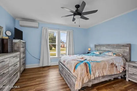 289 Croaker Street Davis NC 28524