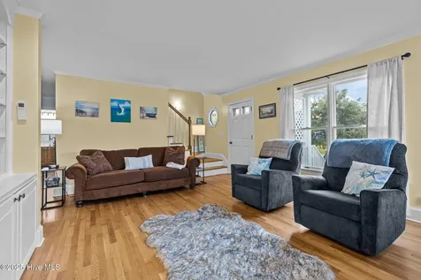 289 Croaker Street Davis NC 28524
