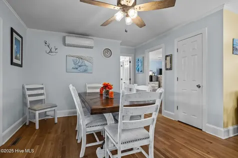 289 Croaker Street Davis NC 28524
