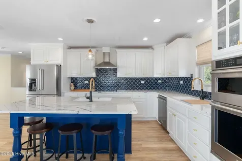 1606 Ocean Drive Emerald Isle NC 28594