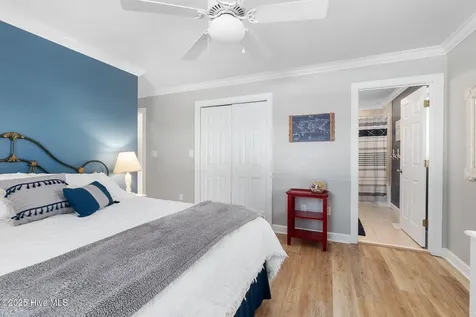 1606 Ocean Drive Emerald Isle NC 28594