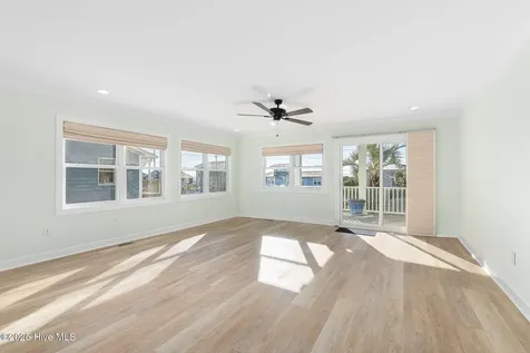 1606 Ocean Drive Emerald Isle NC 28594