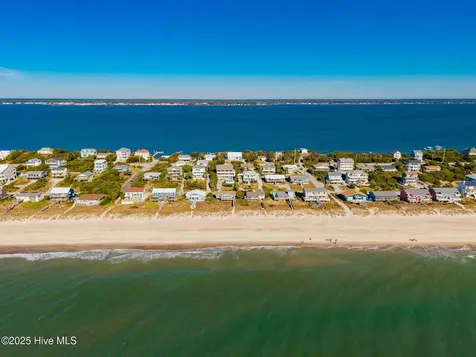 1606 Ocean Drive Emerald Isle NC 28594
