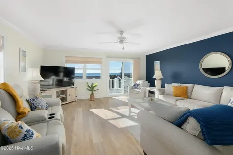 1606 Ocean Drive Emerald Isle NC 28594