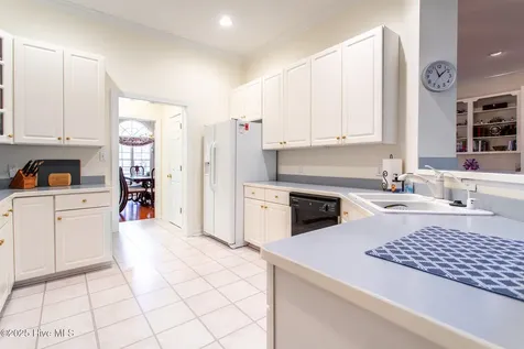 122 Waccamaw Drive Hertford NC 27944