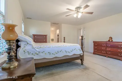 122 Waccamaw Drive Hertford NC 27944