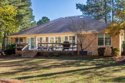 122 Waccamaw Drive Hertford NC 27944