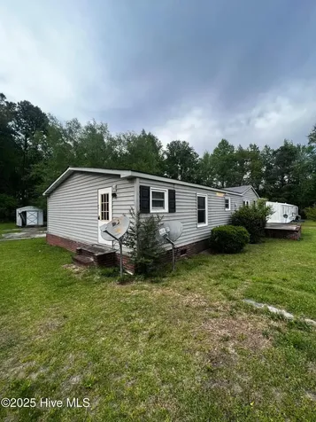84 Hardy Drive Snow Hill NC 28580