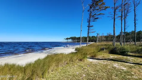 112 Sandy Point Drive Beaufort NC 28516