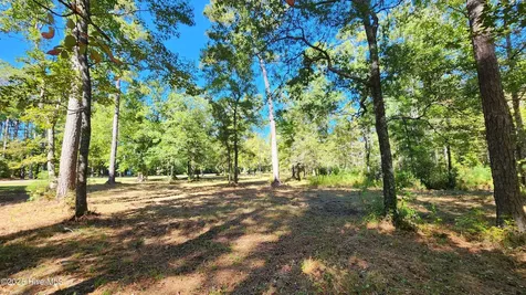 112 Sandy Point Drive Beaufort NC 28516