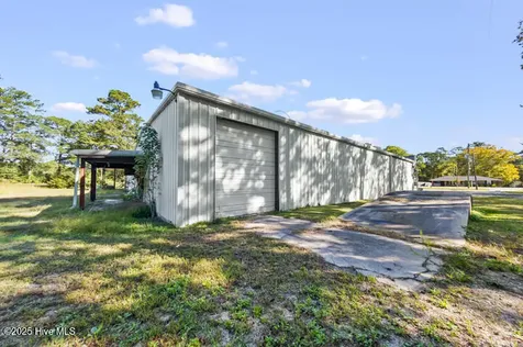 8434 Nc Highway 306 S Arapahoe NC 28510