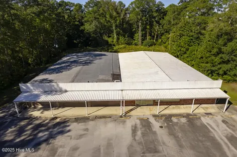 8434 Nc Highway 306 S Arapahoe NC 28510
