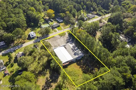 8434 Nc Highway 306 S Arapahoe NC 28510