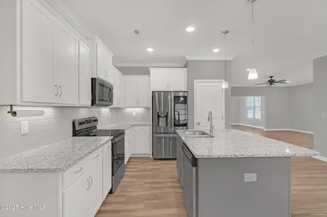 432 Eden Drive SW Supply NC 28462