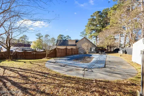 104 Dundee Court Jacksonville NC 28546