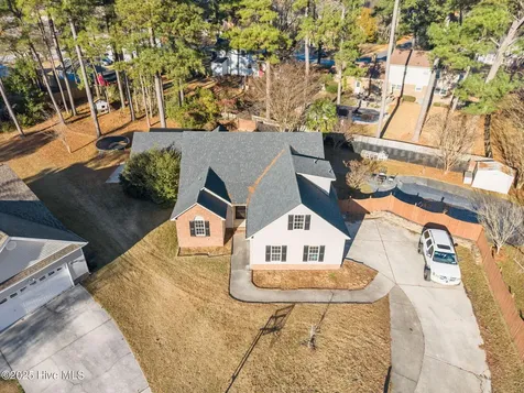 104 Dundee Court Jacksonville NC 28546