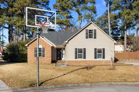 104 Dundee Court Jacksonville NC 28546
