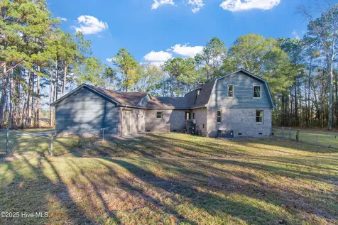 50 Irvin Enzor Road S Fair Bluff NC 28439