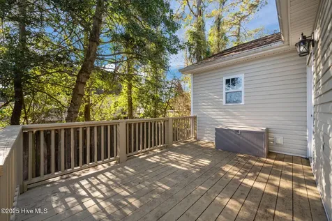 644 E Ocean Road Holly Ridge NC 28445