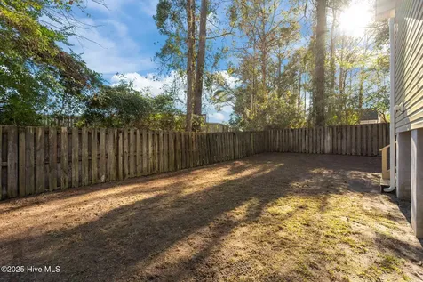 644 E Ocean Road Holly Ridge NC 28445