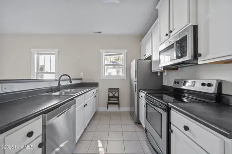 644 E Ocean Road Holly Ridge NC 28445