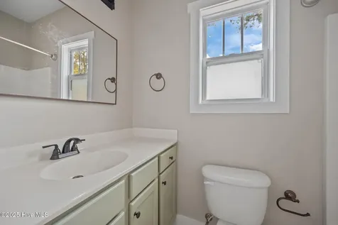 644 E Ocean Road Holly Ridge NC 28445