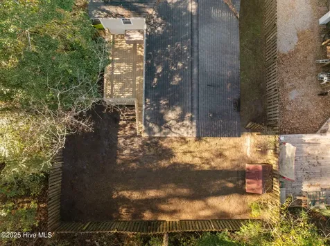 644 E Ocean Road Holly Ridge NC 28445