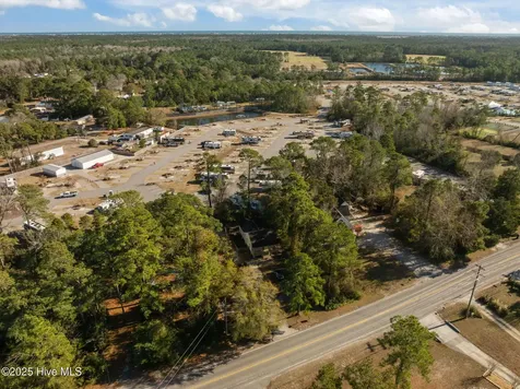 644 E Ocean Road Holly Ridge NC 28445