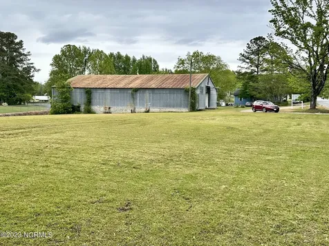818 W Main Street Williamston NC 27892