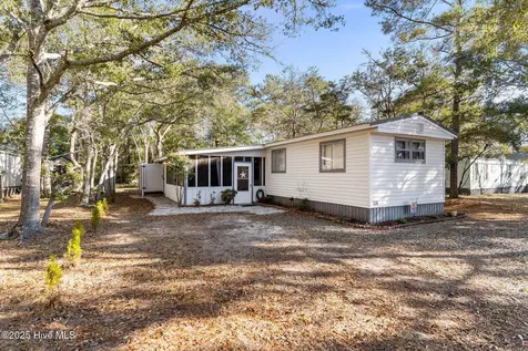 220 NE 68th Street Oak Island NC 28465