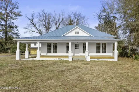 2880 Catherine Lake Road Richlands NC 28574