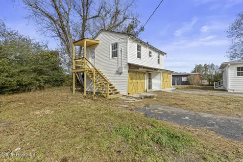 2880 Catherine Lake Road Richlands NC 28574