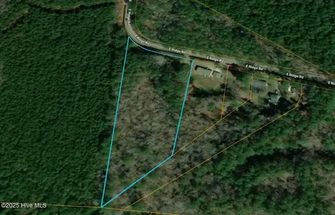 216 E Ridge Road Moyock NC 27958